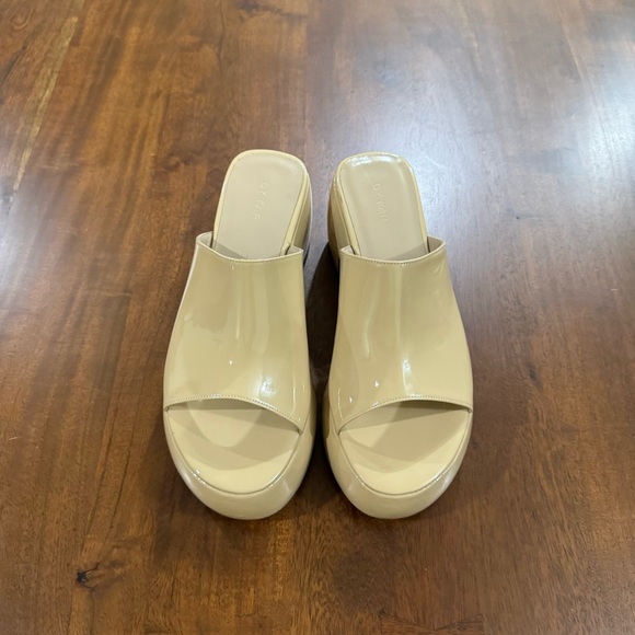 BY FAR Leroy Kraft Patent Leather Platform Slide Sandals Size EU 38 - Picture 4 of 10